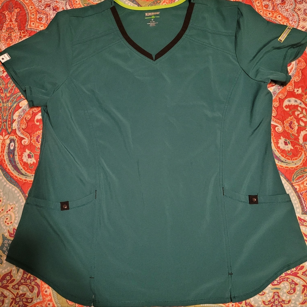 Hunter Green Scrubstar Set